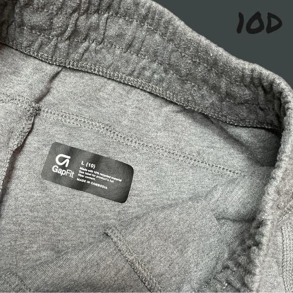 Gap fit draw string shorts - Picture 14 of 14